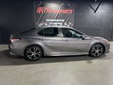 Used 2018 Toyota Camry SE image 6