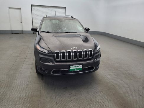Used 2018 Jeep Cherokee Limited AWD/4WD image 14