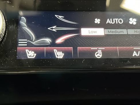 Used 2024 Genesis GV80 3.5T Advanced AWD/4WD image 31