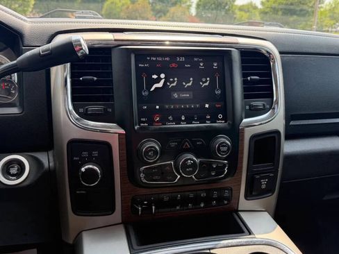 Used 2018 RAM 2500 Laramie AWD/4WD image 22