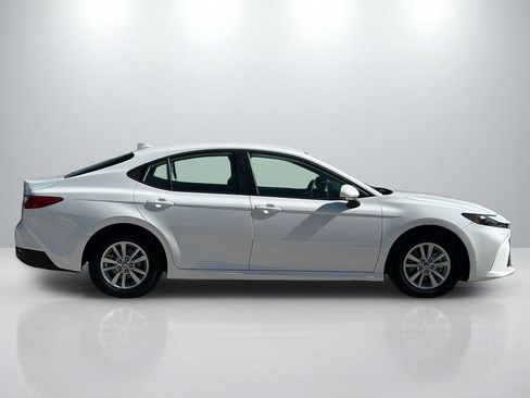 Certified 2025 Toyota Camry LE FWD image 4