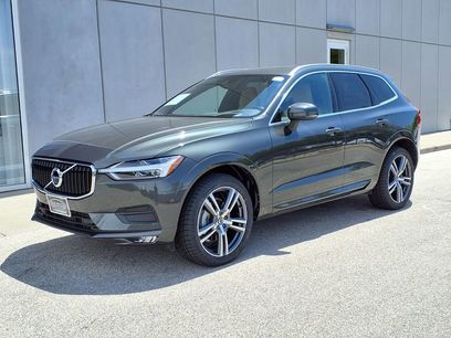 Used 2020 Volvo XC60 T5 Momentum w/ Protection Package Premier