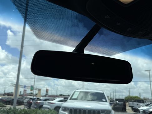Used 2016 Lincoln MKX Premiere FWD image 26