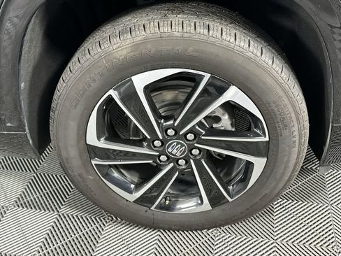 Used 2025 Buick Enclave Sport Touring image 10