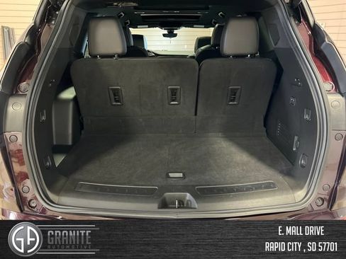 Used 2024 Buick Enclave Avenir w/ Avenir Technology Package AWD/4WD image 24
