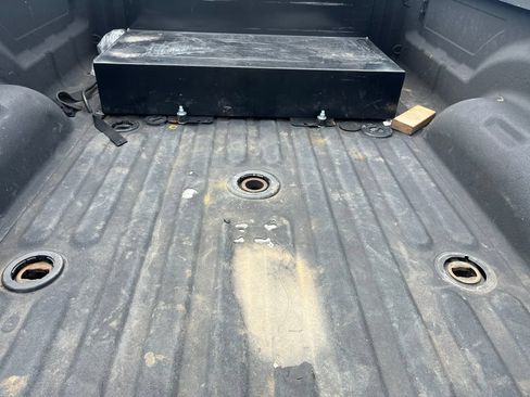 Used 2022 RAM 3500 Tradesman w/ Chrome Appearance Group AWD/4WD image 11