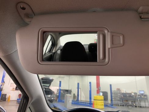 Used 2017 Kia Forte S image 32