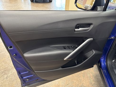 Used 2023 Toyota Corolla Cross XLE w/ Convenience Package image 26