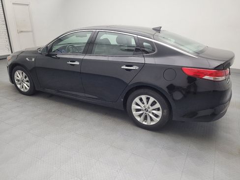 Used 2018 Kia Optima EX w/ Premium Package image 3
