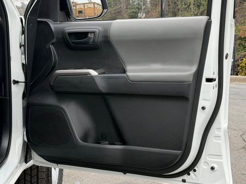 Used 2023 Toyota Tacoma SR5 image 33
