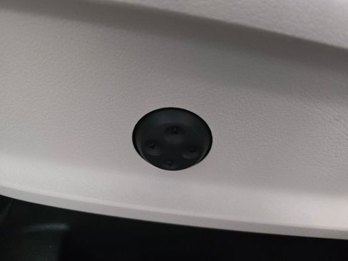 Certified 2025 Mercedes-Benz GLB 250 4MATIC image 32