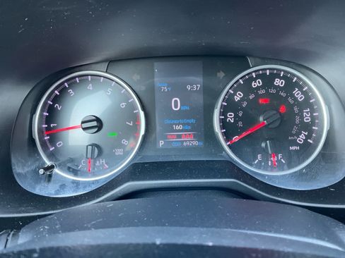Used 2020 Toyota RAV4 XLE Premium w/ All Weather Liner Package AWD/4WD image 17