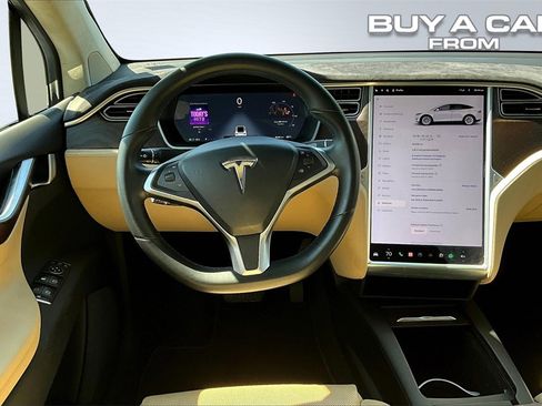 Used 2016 Tesla Model X 90D image 5