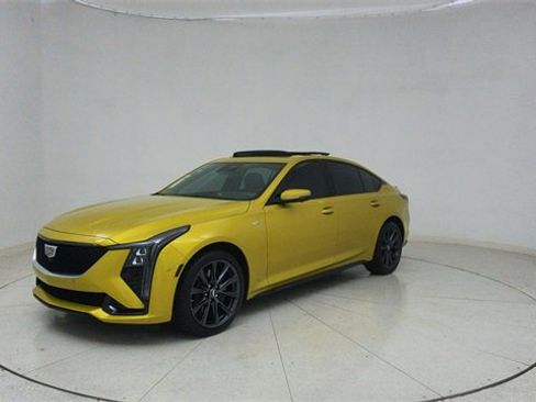 Used 2025 Cadillac CT5 V w/ Technology Package image 65