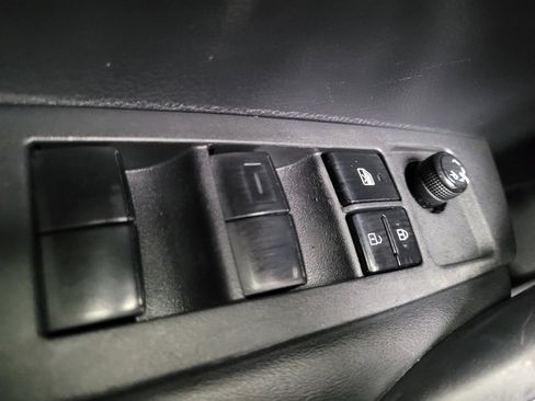 Used 2021 Toyota Corolla SE w/ Carpet Mat Package (TMS) FWD image 27