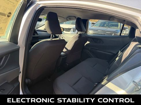 Used 2024 Toyota Prius LE image 11