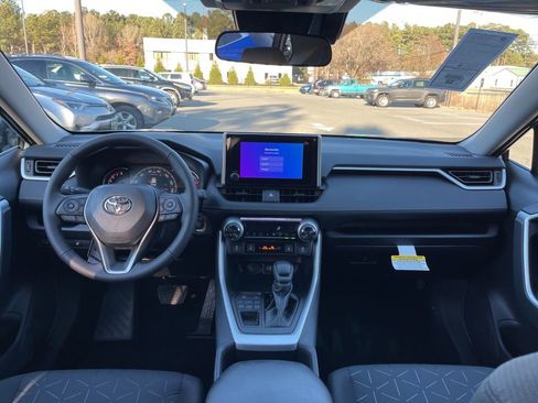 New 2025 Toyota RAV4 XLE image 7