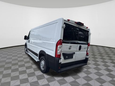 Used 2025 RAM ProMaster 2500 w/ U-Haul Equipment Group FWD image 5