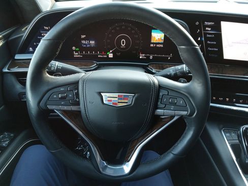 Used 2021 Cadillac Escalade Sport Platinum image 15