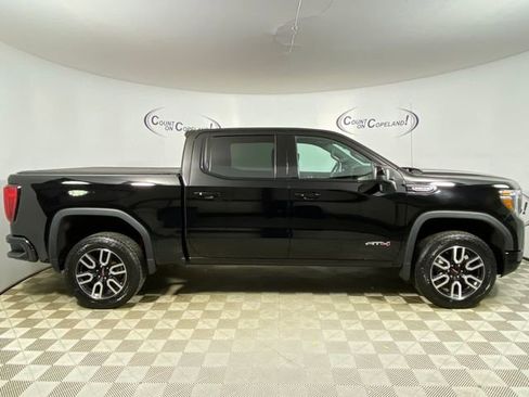 Certified 2021 GMC Sierra 1500 AT4 w/ AT4 Preferred Package image 7
