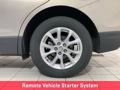 Used 2018 Chevrolet Equinox LT image 14