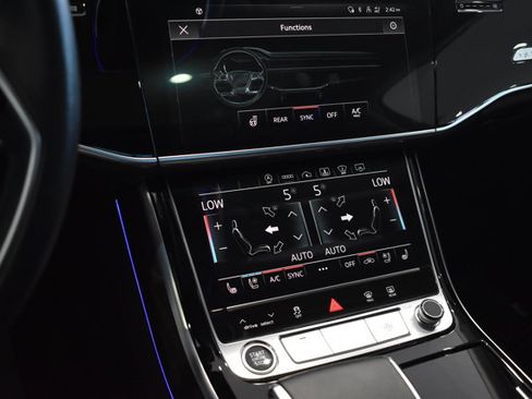 Used 2022 Audi A8 L 3.0T w/ Executive Package image 23