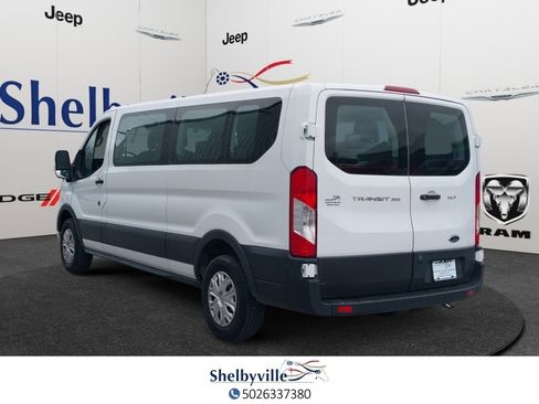Used 2023 Ford Transit 350 XLT image 4
