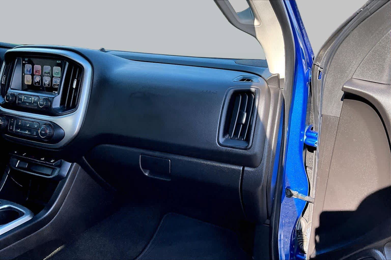Used 2018 Chevrolet Colorado LT w/ LT Convenience Package RWD image 21