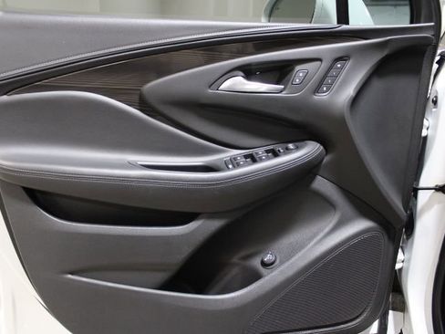 Used 2020 Buick Envision Essence image 15