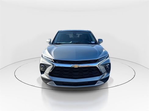 New 2026 Chevrolet Blazer LT image 3