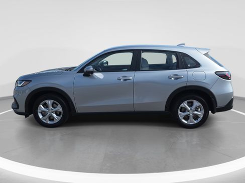 Used 2023 Honda HR-V LX image 8