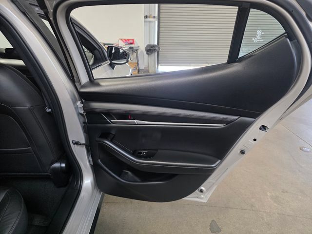 Used 2024 MAZDA MAZDA3 s FWD image 15