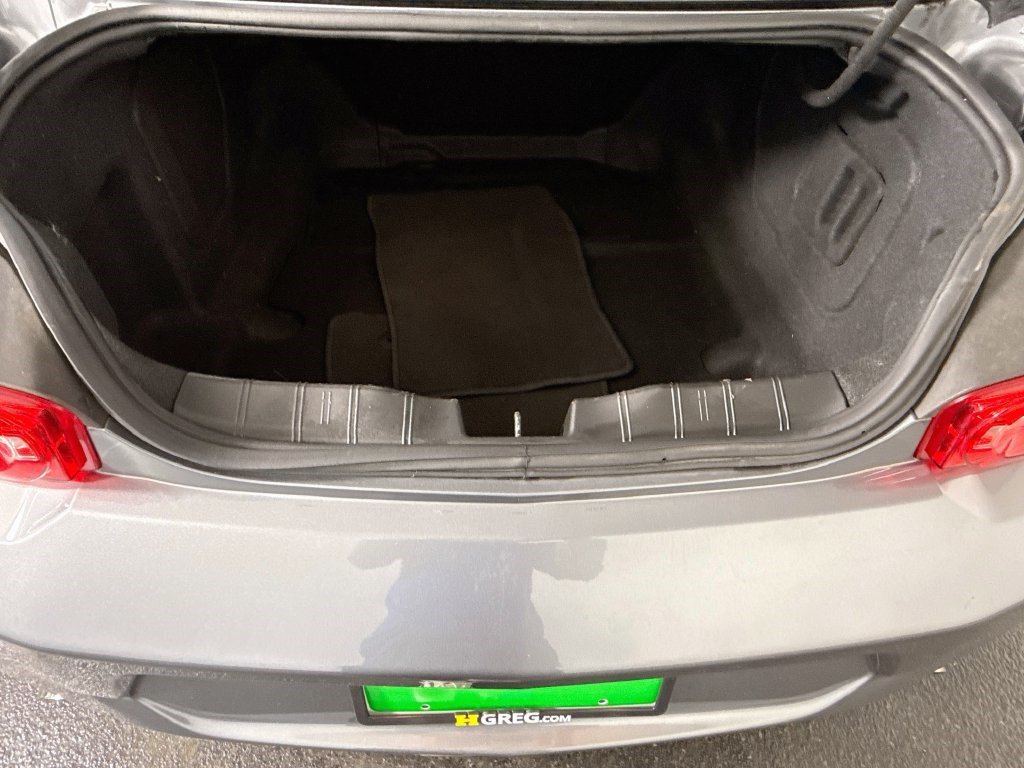 Used 2022 Chevrolet Camaro LS RWD image 32