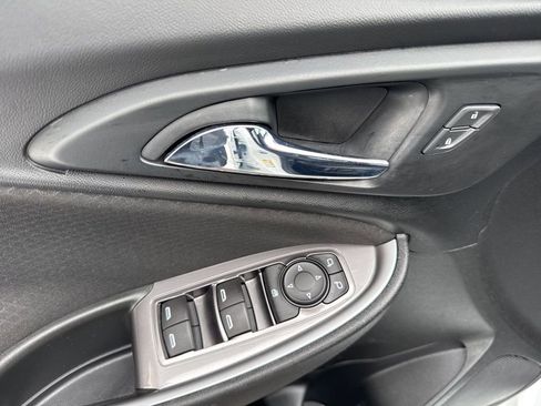 Certified 2021 Chevrolet Malibu RS image 13