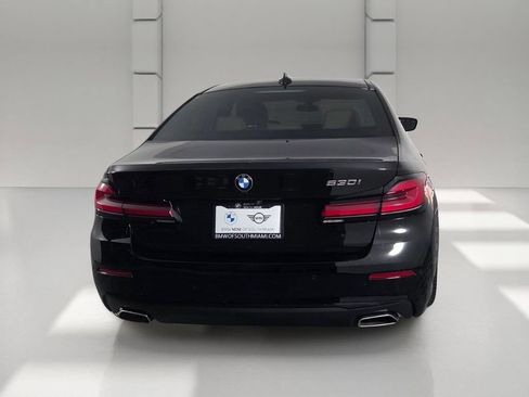 Used 2023 BMW 530i w/ Convenience Package RWD image 5