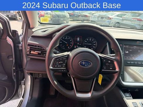 Used 2024 Subaru Outback AWD/4WD image 25