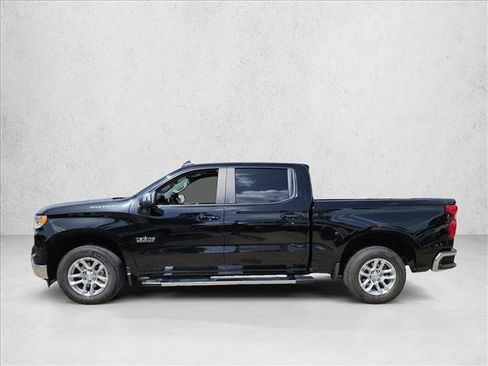 Used 2022 Chevrolet Silverado 1500 LT RWD image 8
