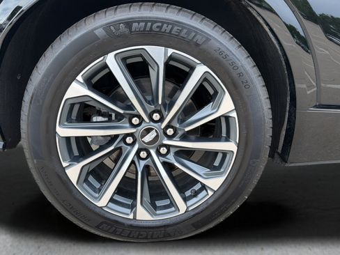 Used 2025 Cadillac Lyriq Sport AWD/4WD image 29