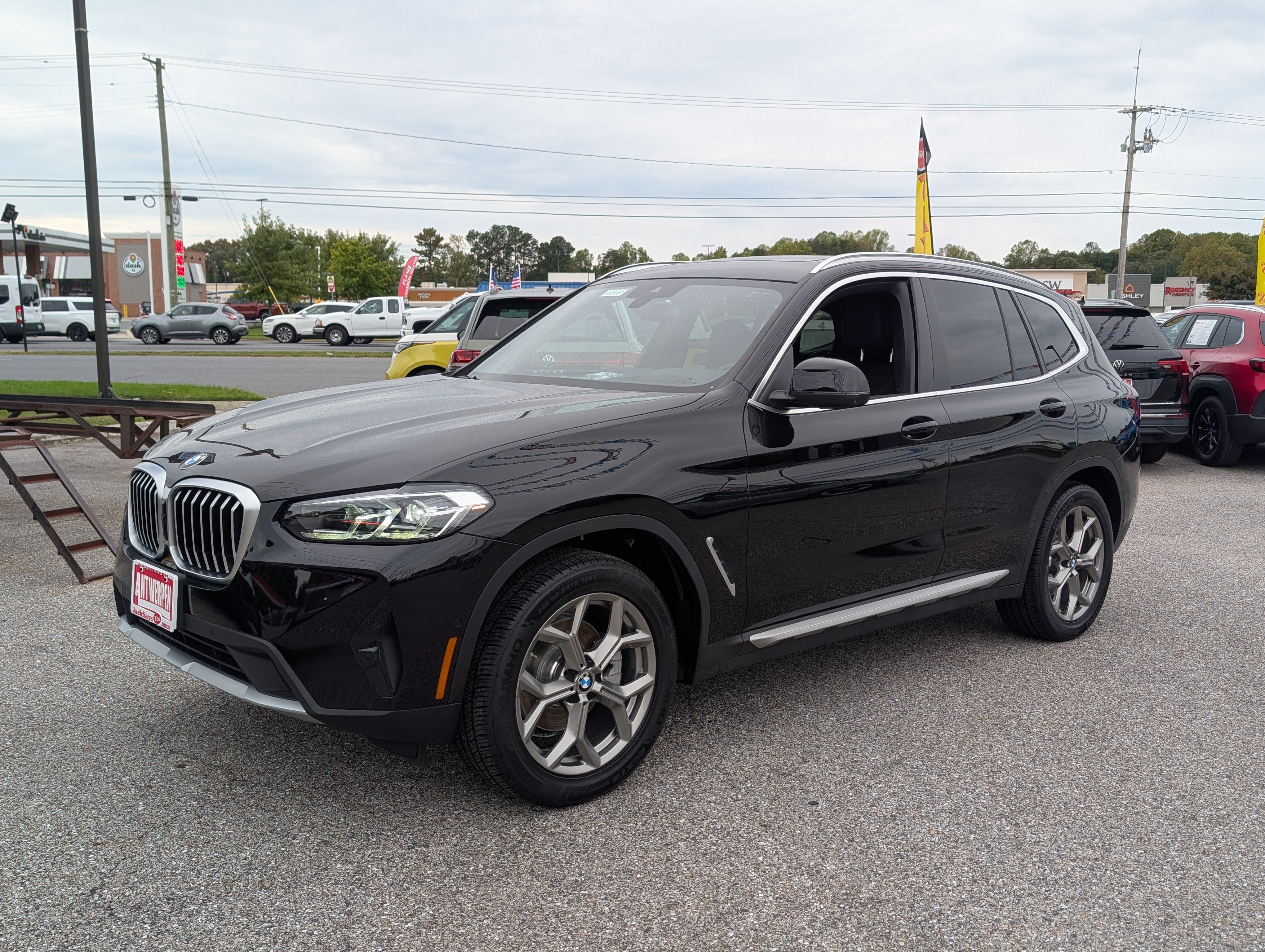 Used 2024 BMW X3 xDrive30i w/ Premium Package AWD/4WD image 7
