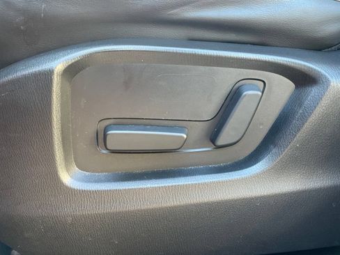 Used 2025 MAZDA CX-5 AWD 2.5 S w/ Select Package image 16