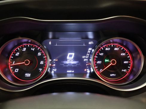 Used 2021 Dodge Charger SXT w/ Leather Interior Group image 13