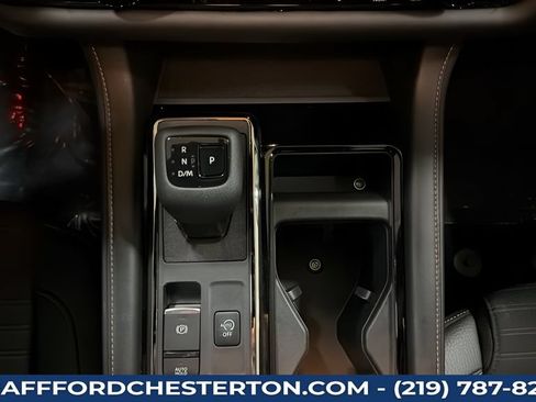 Used 2024 Nissan Pathfinder Rock Creek AWD/4WD image 17