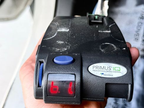 Used 2017 Toyota Tacoma SR image 26