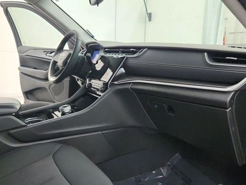 Used 2023 Jeep Grand Cherokee L Laredo w/ Luxury Tech Group I image 28