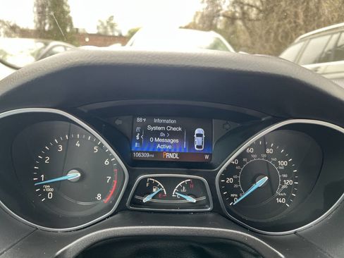 Used 2015 Ford Focus SE FWD image 14