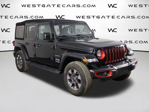 Used 2018 Jeep Wrangler Unlimited Sahara image 42
