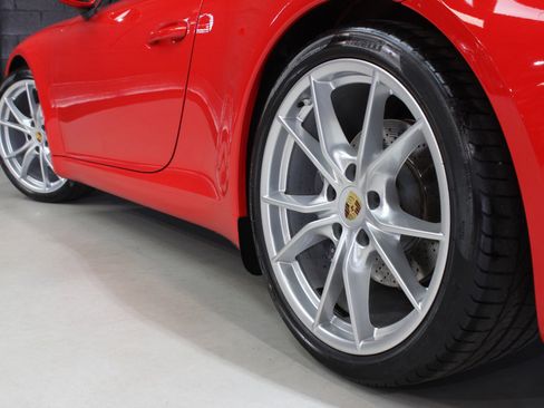 Used 2019 Porsche 911 Carrera w/ Sportdesign Package image 19