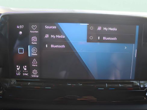 Used 2024 Volkswagen Atlas Cross Sport SE FWD image 27