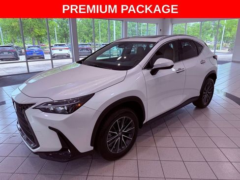 Used 2025 Lexus NX 250 FWD w/ Accessory Package (Z2) image 3