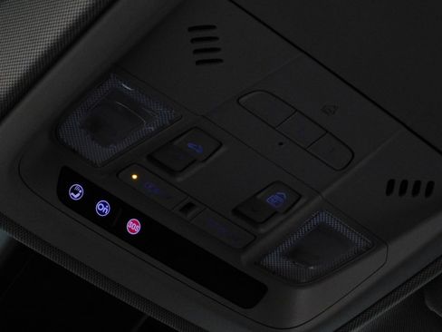 Used 2021 Cadillac XT4 Premium Luxury image 72